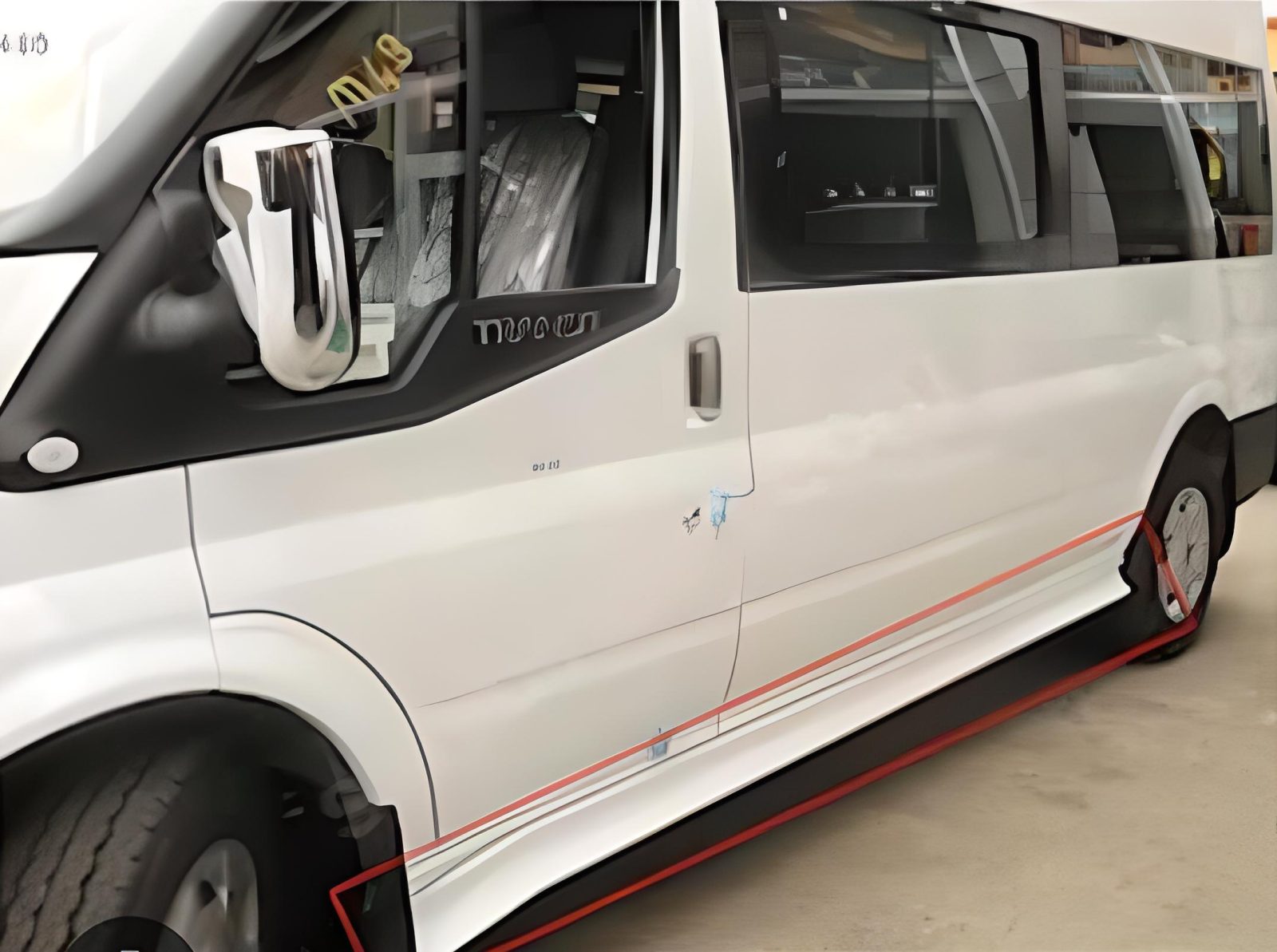 Ford Transit Orta Kasa Marşpiyel Uzun İle Uyumlu - Fiberglass