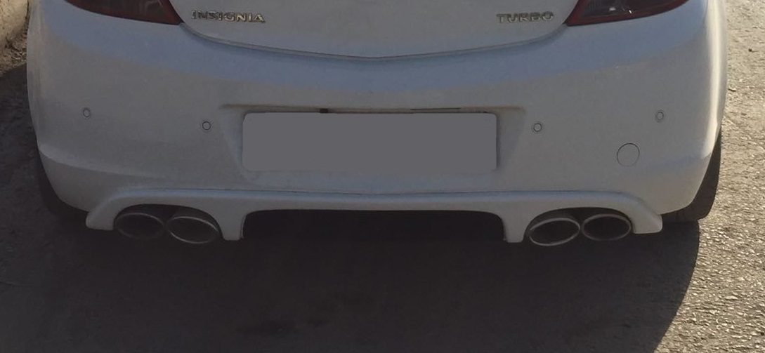 Opel Insignia Arka Tampon Eki Difüzör Görünümlü