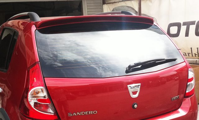 Stepway Dacia Sandero Spoiler - Fiberglass