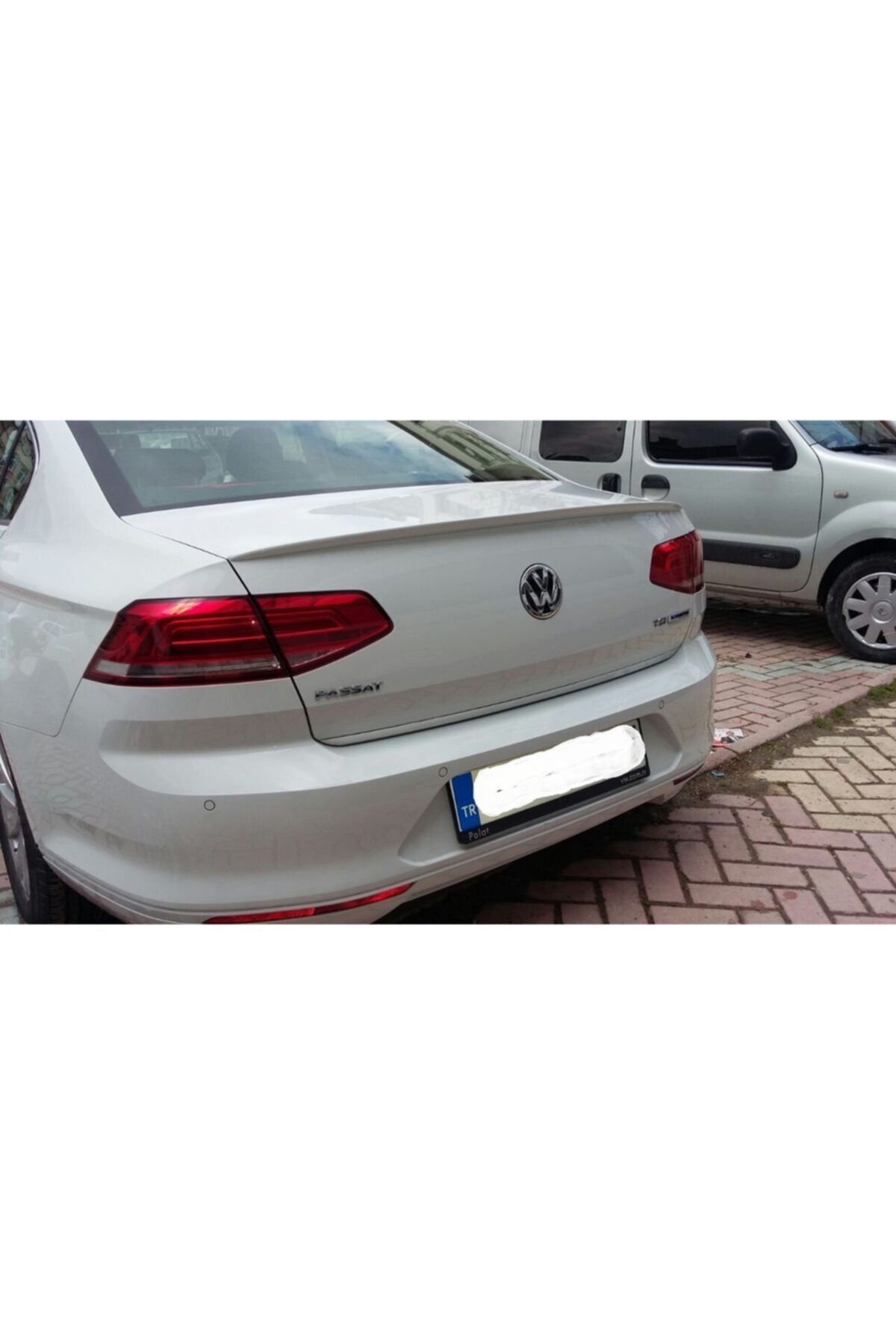 Volkswagen Passat 2015-2020 B8  Boyasız Fiber Bagaj Çıtası
