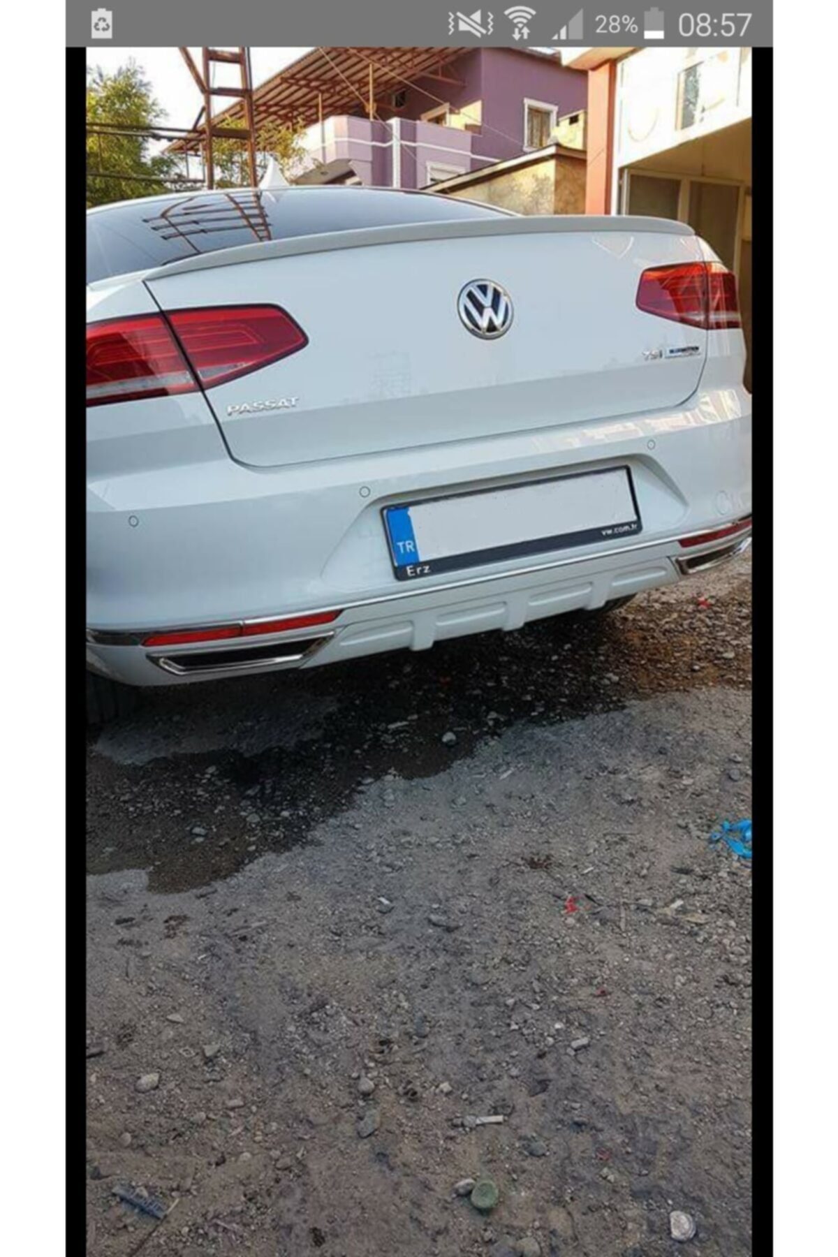 Volkswagen Passat 2015-2020 B8 Boyasız Fiber Bagaj Çıtası