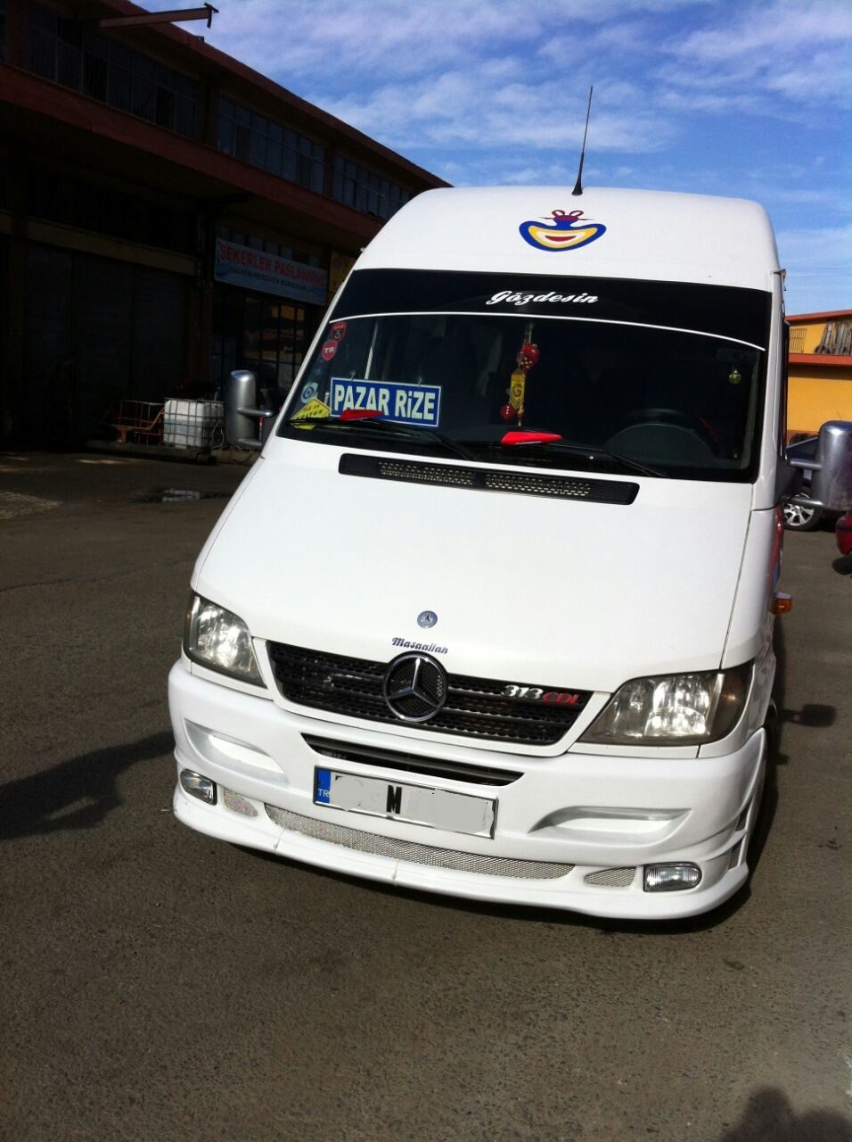 Mercedes-Benz Sprinter 313 Ön Tampon Karesisli Model - Fiberglass