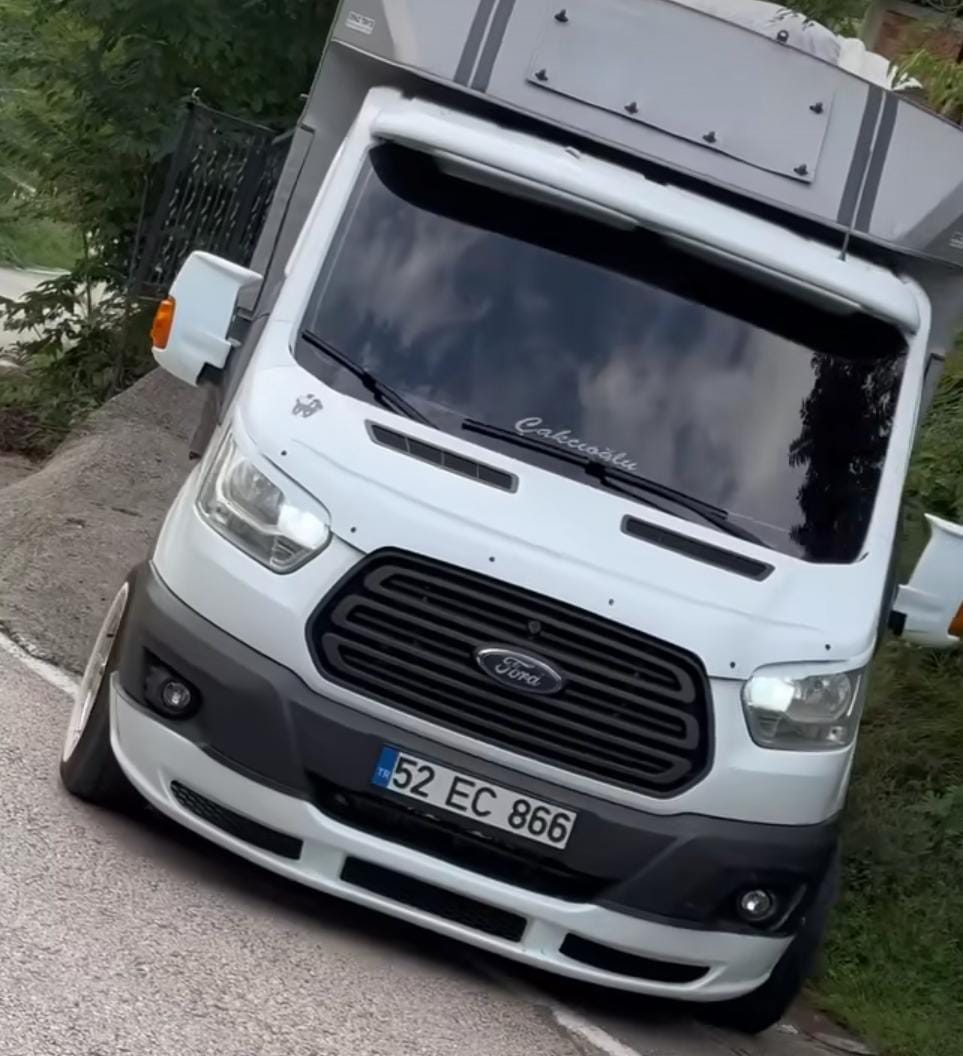 Ford Transit T-18 Ön Telli Yarım Karlık (T6 Modeli) - Fiberglass