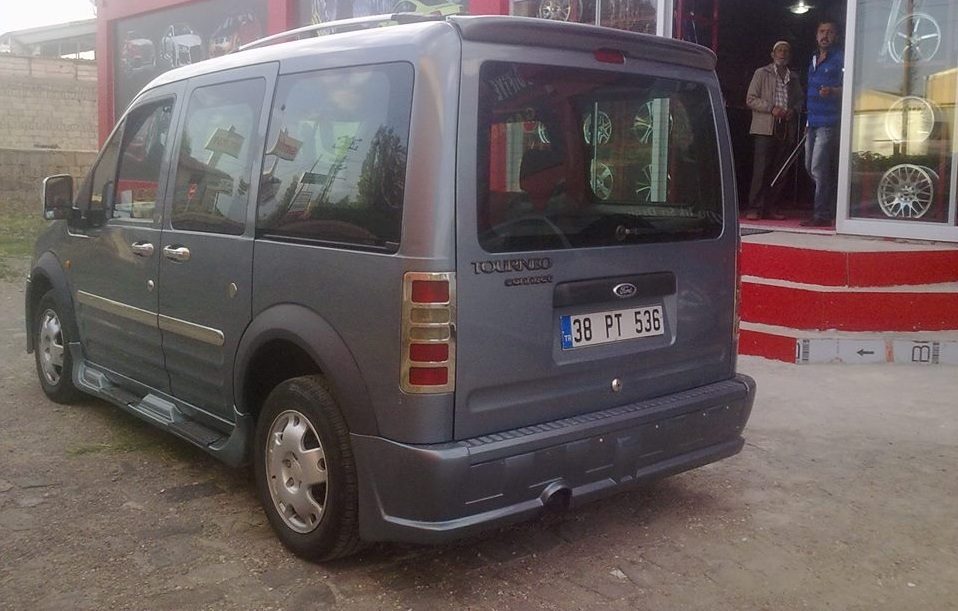 Ford Connect Arka Tampon Ve Sorento Basamak 2002-2014