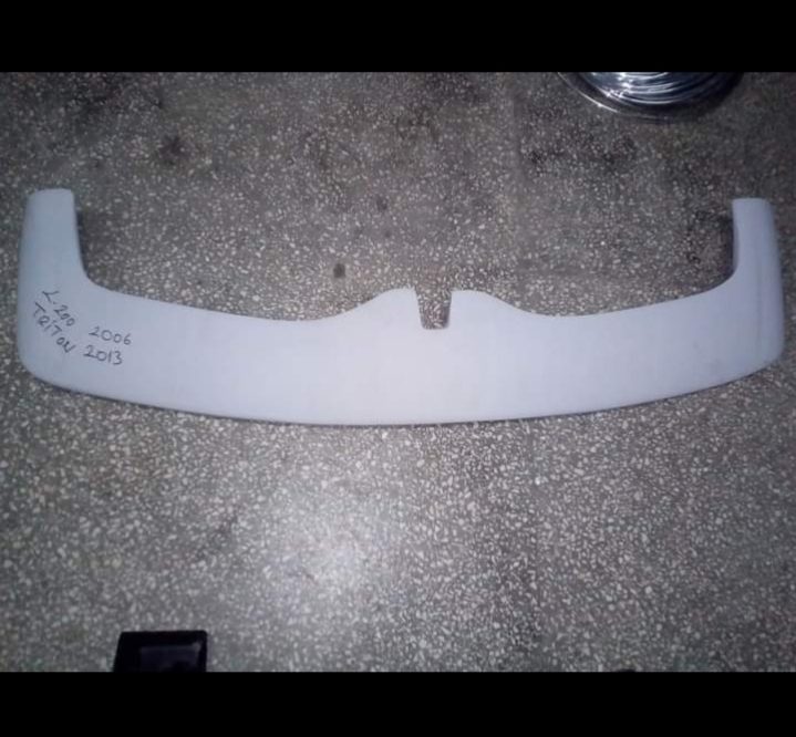 Mitsubishi L 200 L-200 Ön Cam Güneşlik İnce Model Fiberglass