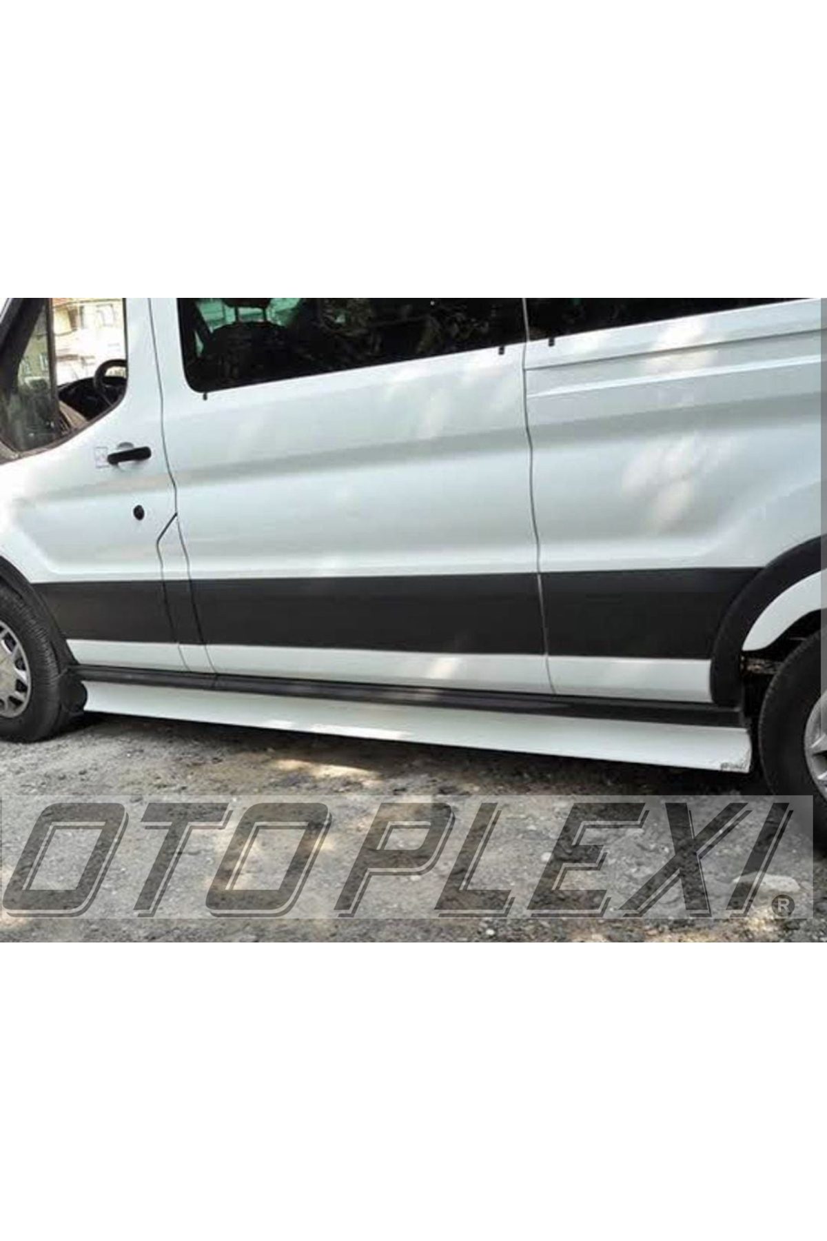 Ford Transit Uzun Şase 2013-2023 Marşpiyel Takımı Beyaz Fiber (Basamak Aktif)