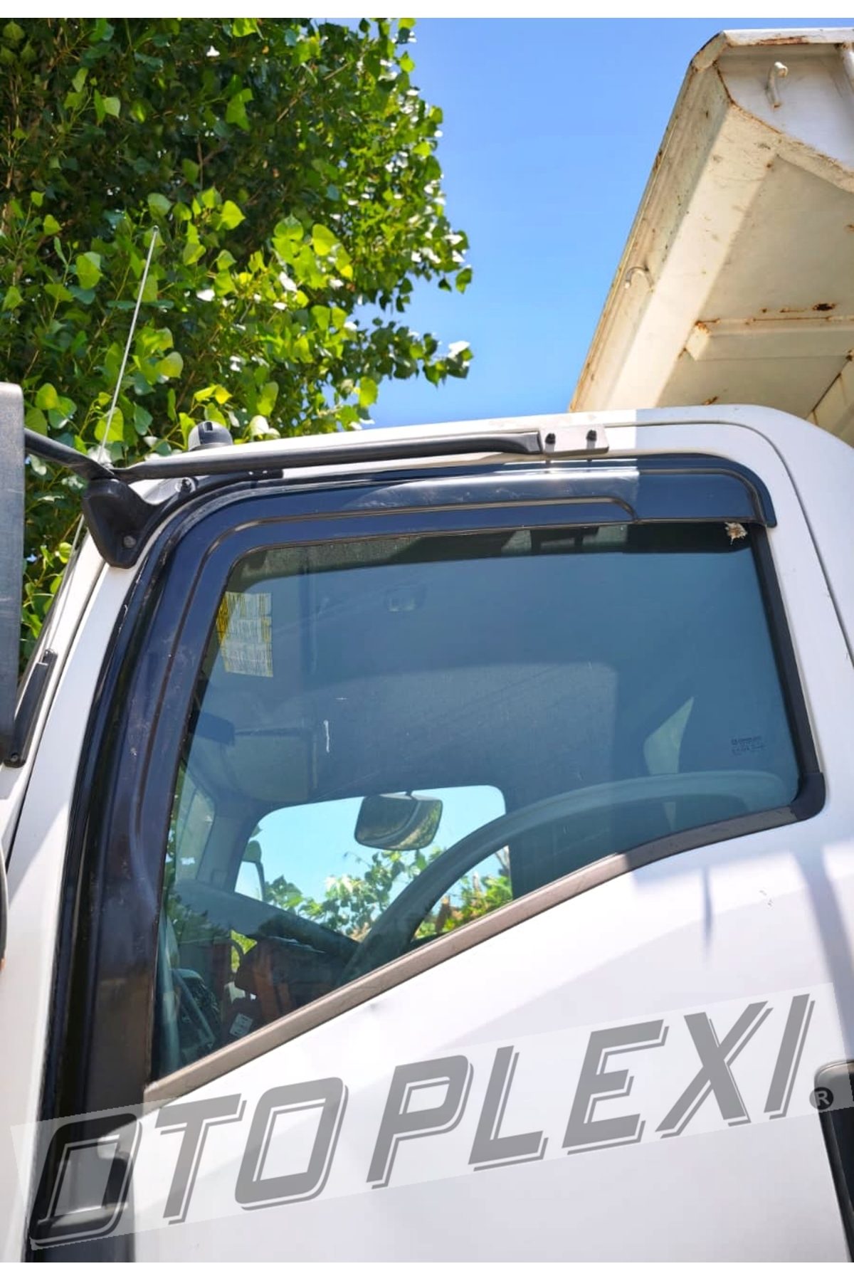 Isuzu Npr Long Cam Rüzgarlığı 2 Parça Yan Cam Rüzgarlık Seti 2'li 2014-2025