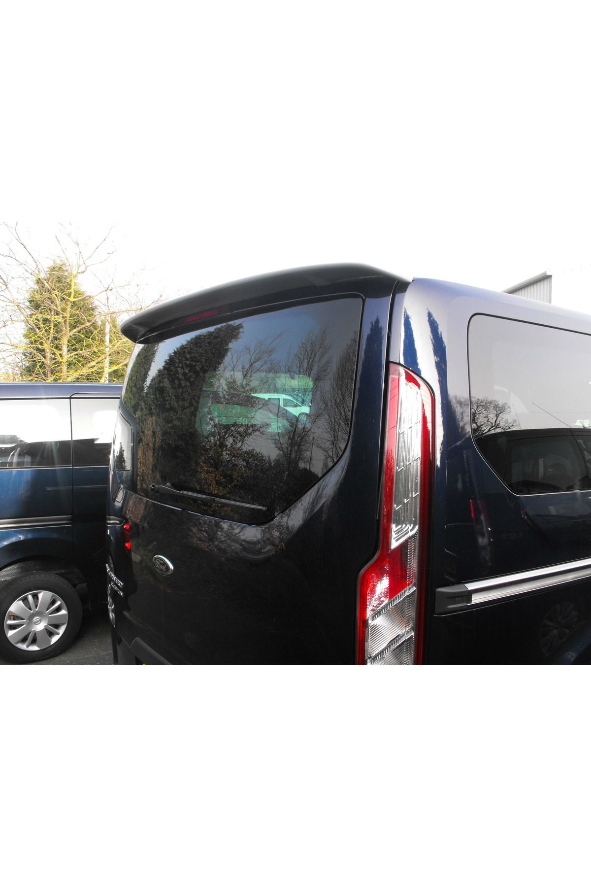 Ford Transit Custom Spoiler Astarlı
