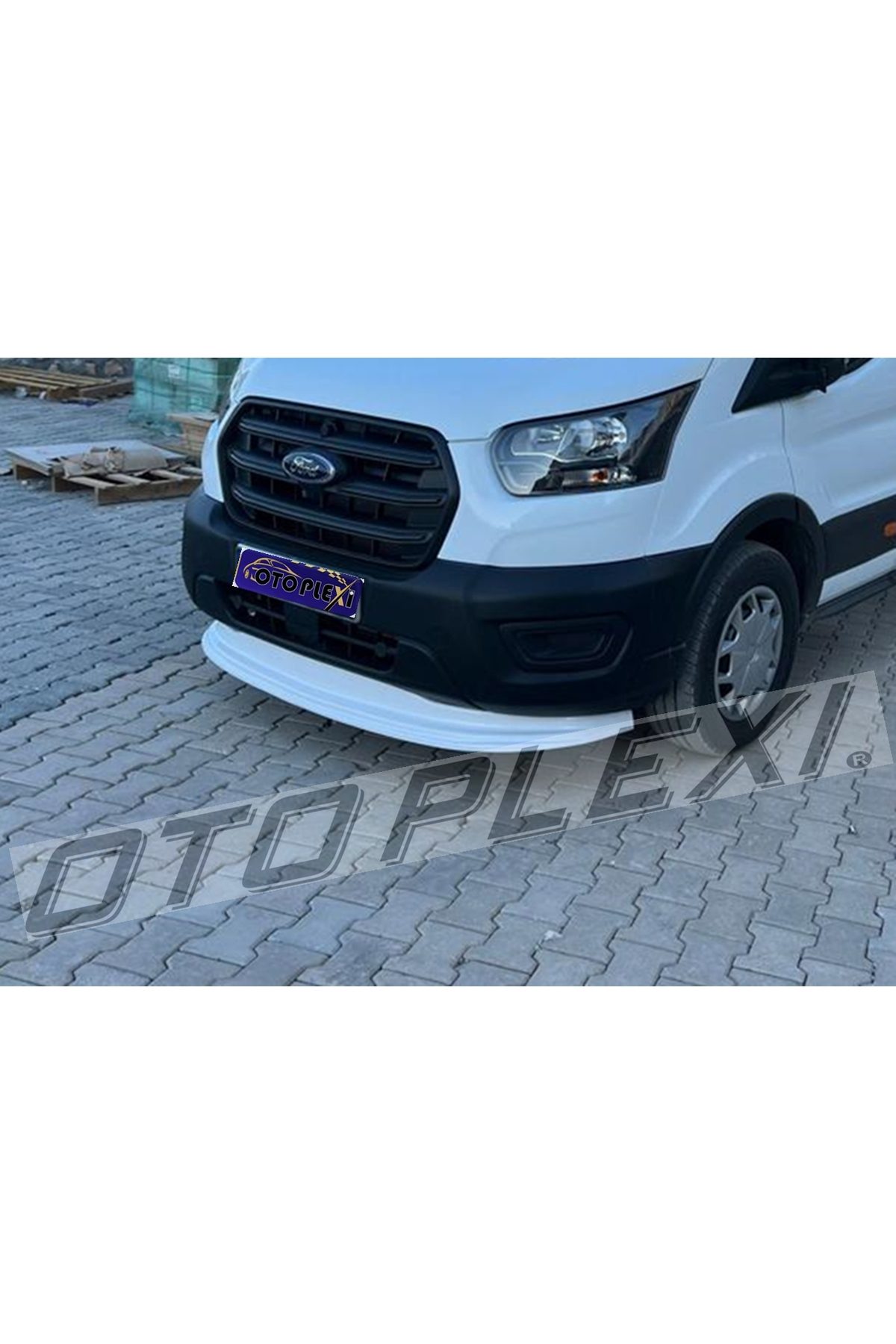 Ford Transit 2020 Ön Karlık Tampon Altı Eki Ön Ek Plastik Beyaz