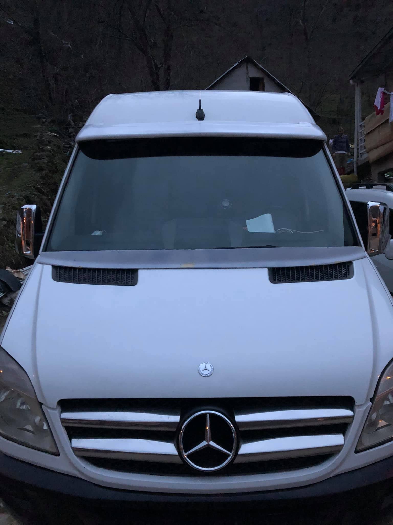 Mercedes-Benz Sprinter 315 Silgeç Gizleyici Plastik