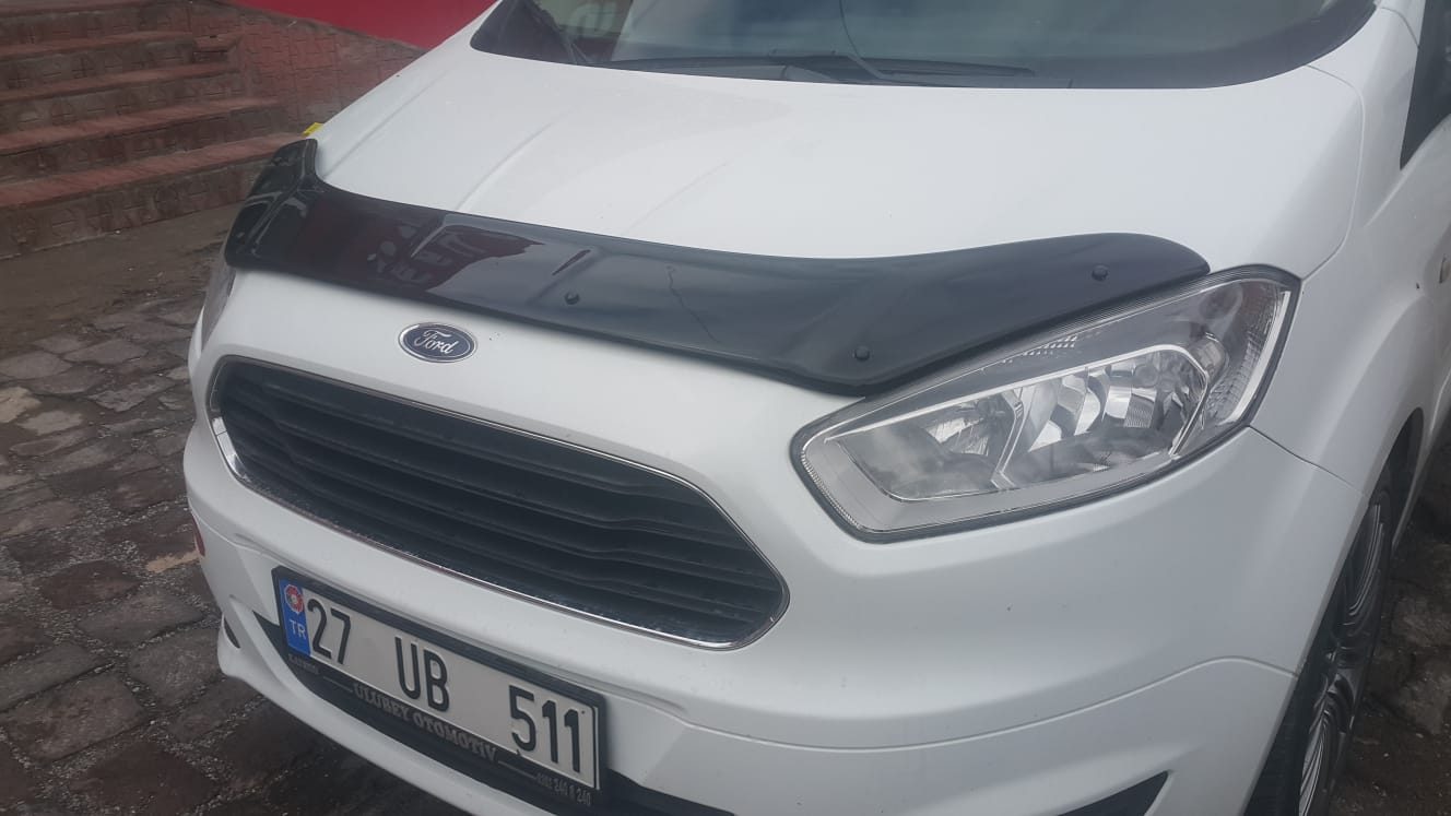 Ford Courier Kaput Plexi Rüzgarlık Plastik 4MM