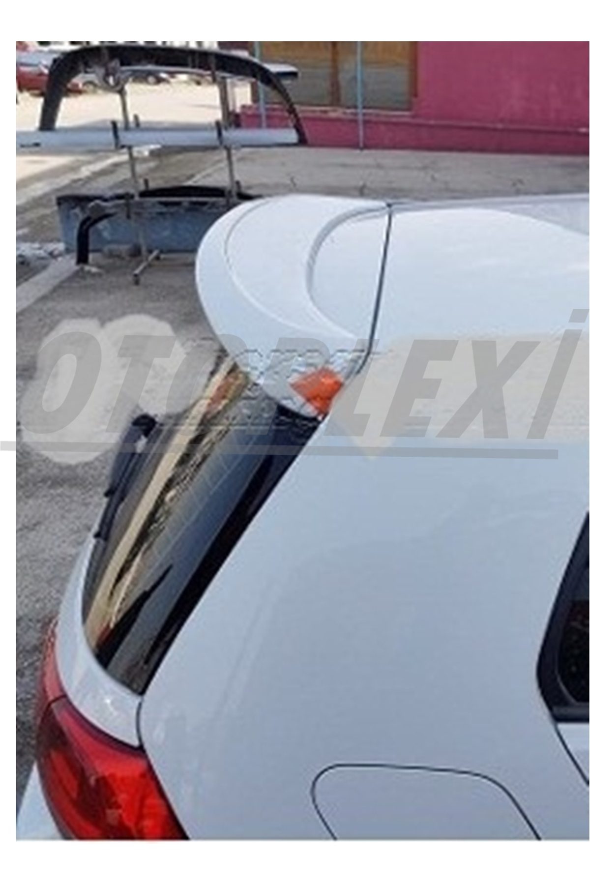 Golf 7 Anatomik Spoyler / Bagaj Rüzgarlığı Boyasız Astarlı