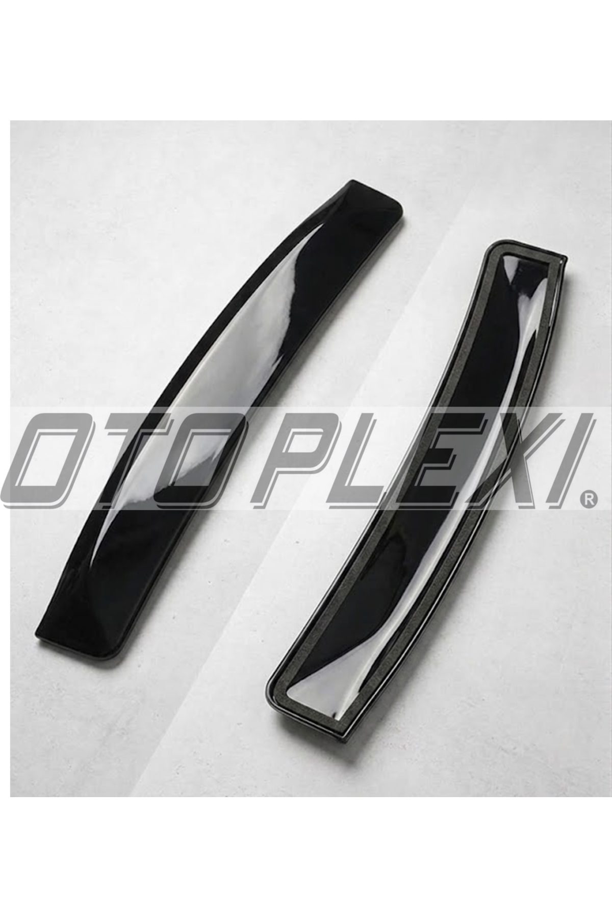 Renault Megane 4 Arka Cam Üstü Spoiler Rüzgarlık Plastik Siyah 2016 sonrası